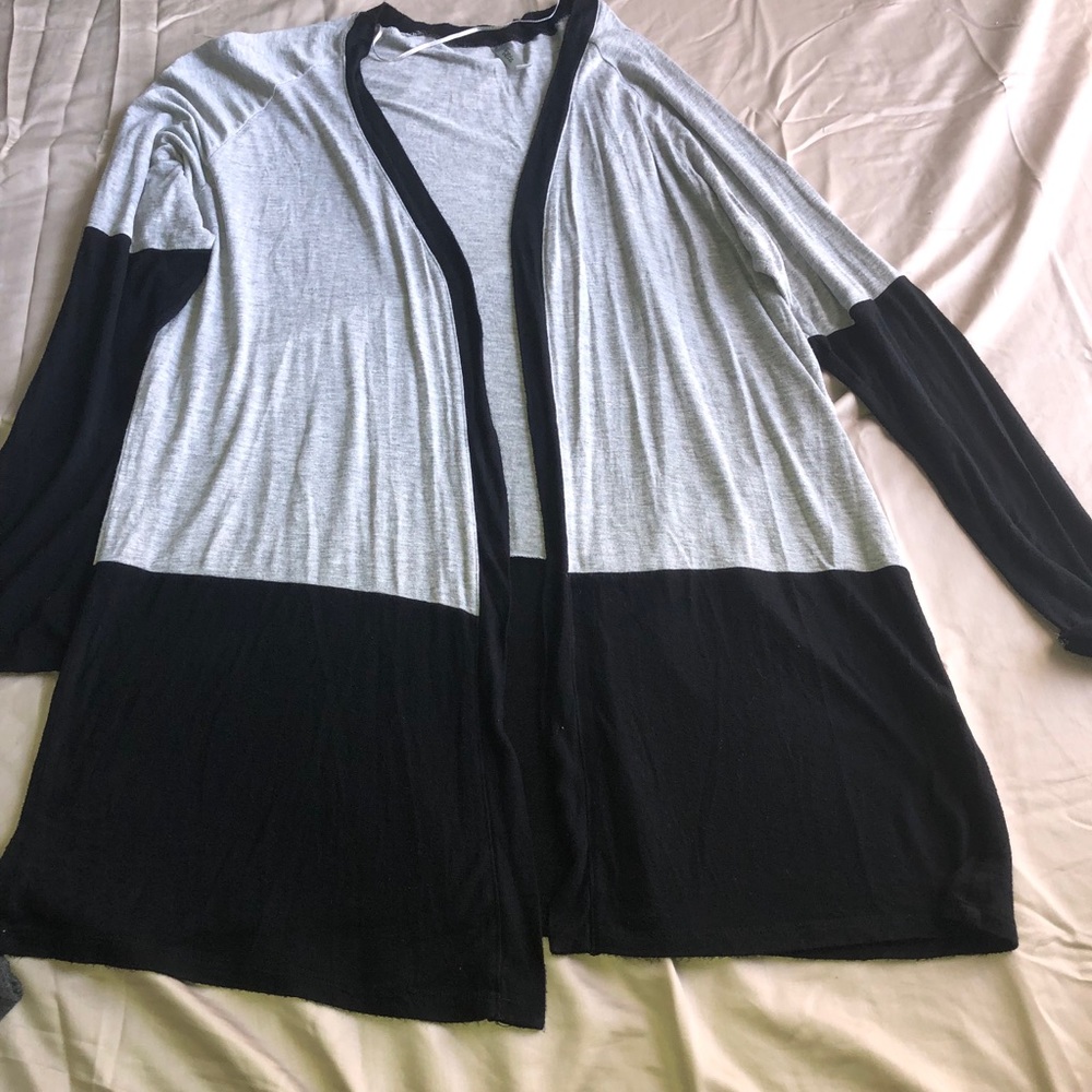 Block open cardigan